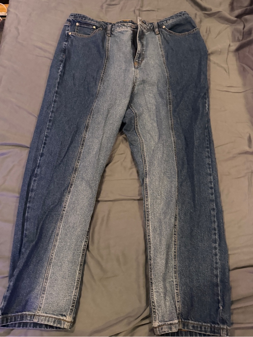 Straight Leg Two-Tone Blue Jeans - Women